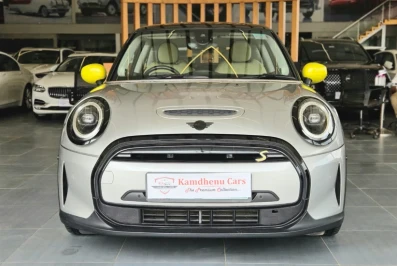 MINI Cooper 3 DOOR SE 3-Door