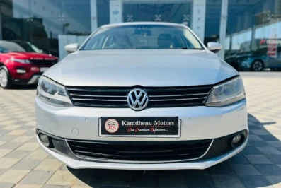 Volkswagen Jetta 2.0 TDI HIGHLINE
